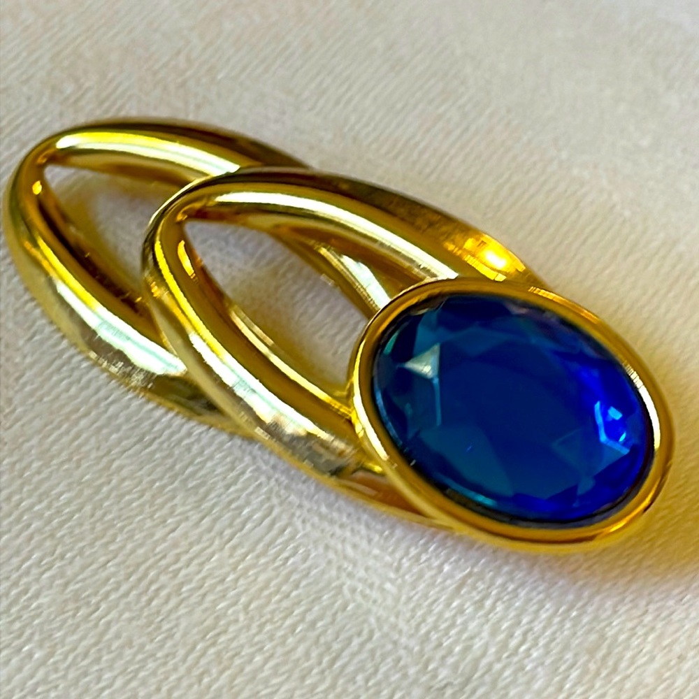 VTG Gold Tone Metal blue lucite stone Pin Brooch bar